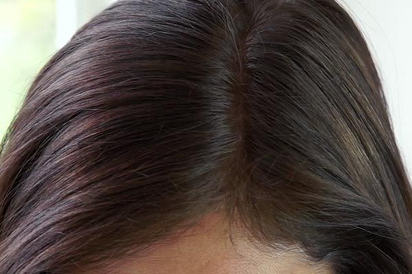 haarverdichtung spray nachher ergebnis bei grauer scheitel